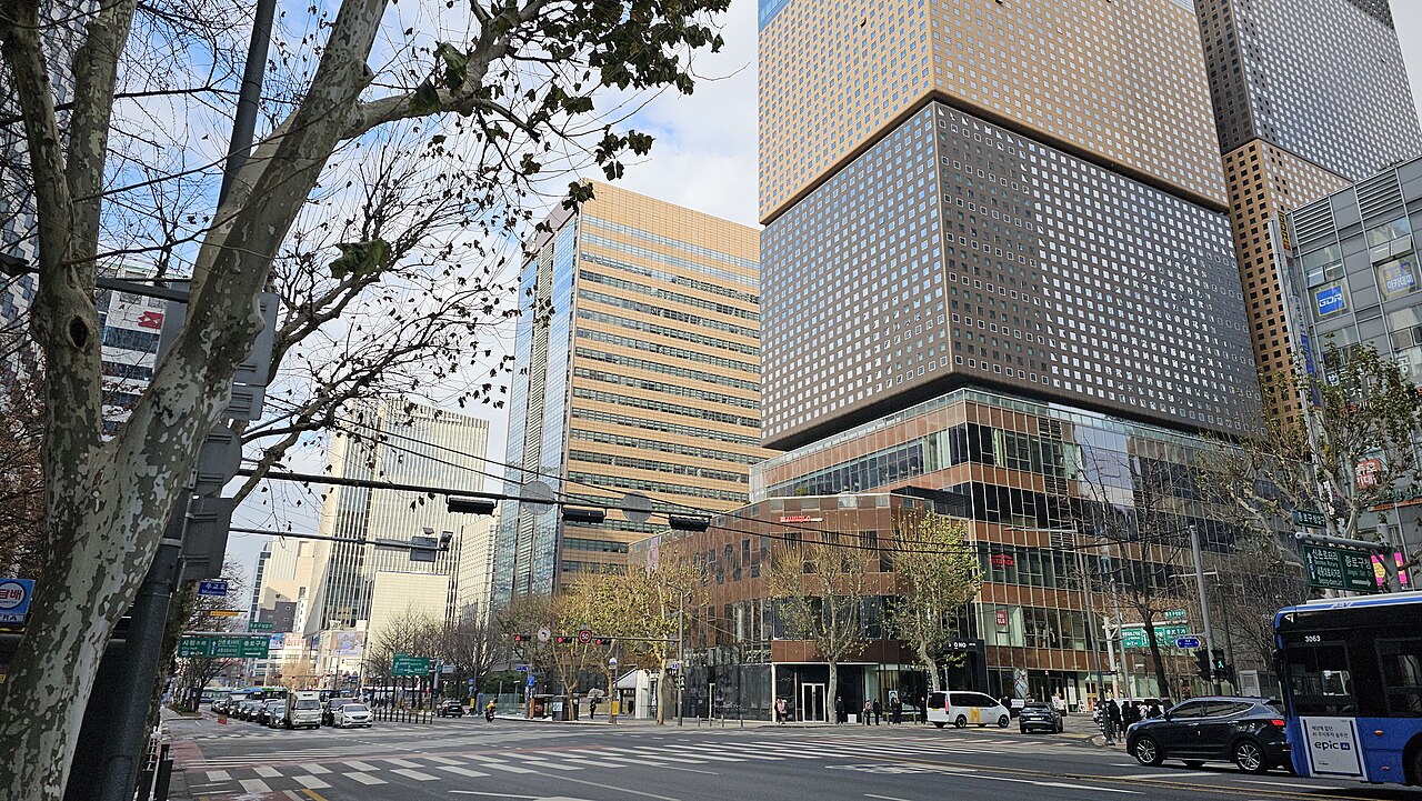 Street and buildings in the Gwanghwamun neighbourhood near Four Seasons Hotel Seoul