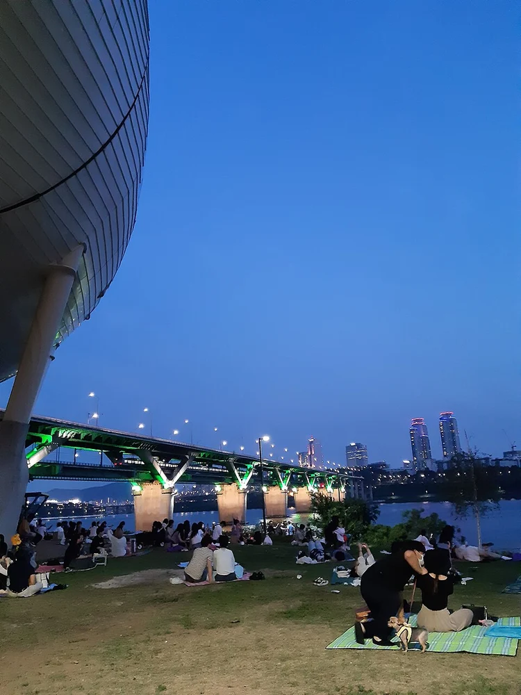 Cheongdam Bridge Viewpoint
