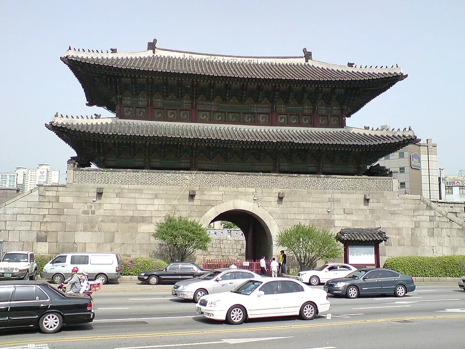 Heunginjimun (Dongdaemun Gate)
